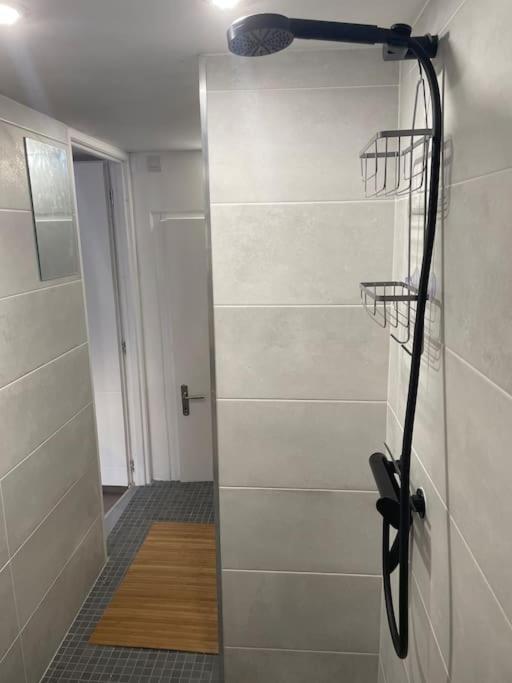 Appartement T1 Renove Gigean Экстерьер фото