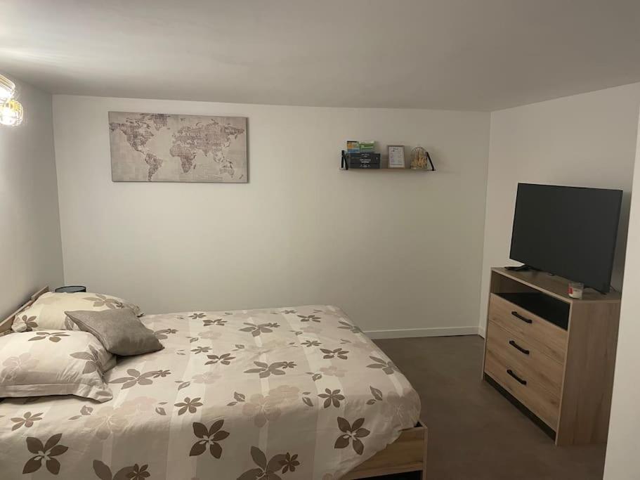 Appartement T1 Renove Gigean Экстерьер фото